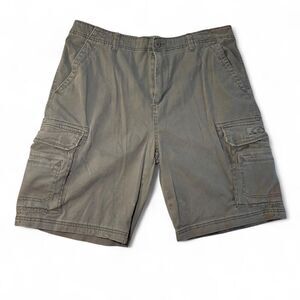 UNIONBAY Men's Gray Cargo Y2K Skater Shorts Size 42